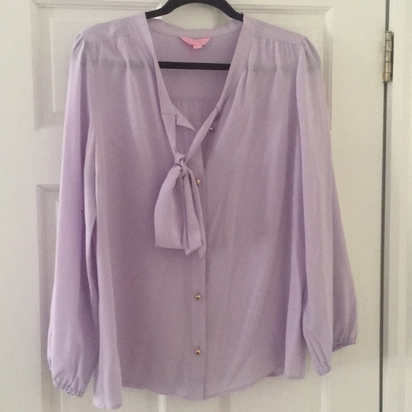 Lilly Pulitzer Tops - Lilly Pulitzer Lavender Silk Top Pussy Bow size L Lilly Pulitzer Tops - Lilly Pulitzer Lavender Silk Top Pussy Bow size L